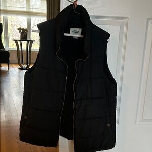 Old Navy Black Quilted Vest